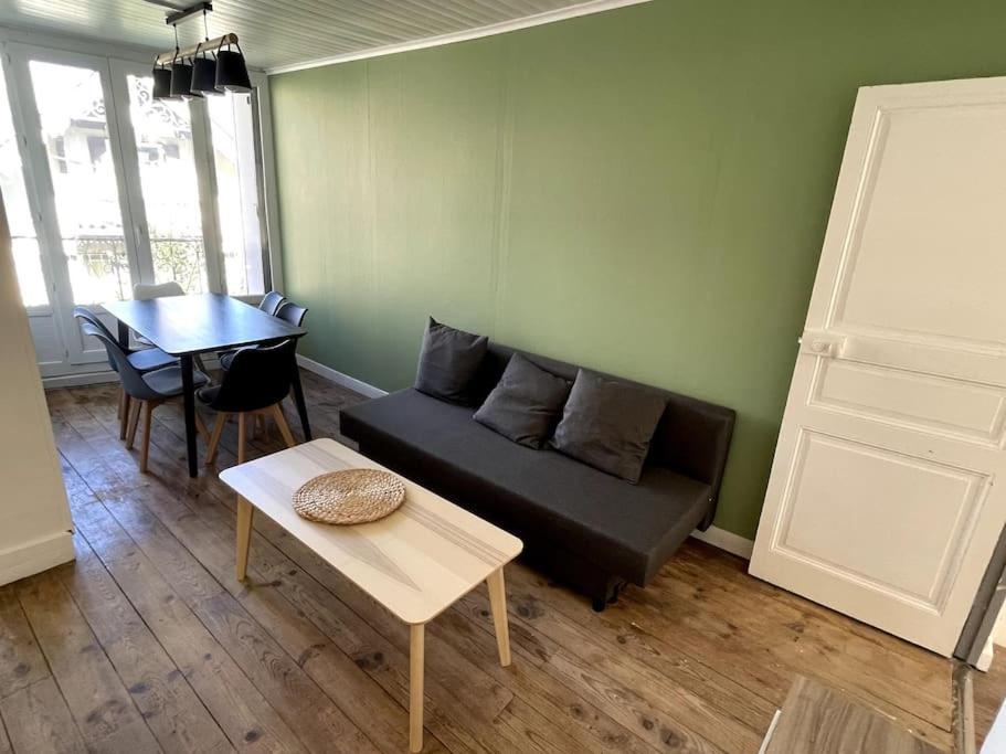 Villa Narcisse Bagneres-de-Luchon ภายนอก รูปภาพ